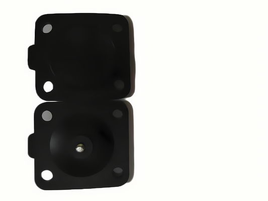 فیلم چند لایه پیچی یا گیره‌ای که برای مقاومت در برابر مواد شیمیایی و حلال‌ها طراحی شده و عملکرد بسته‌بندی صنعتی را تضمین می‌کند